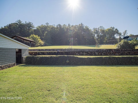 Tiny photo for 121 Shady Rd, Oliver Springs, TN 37840 (MLS # 1357468)