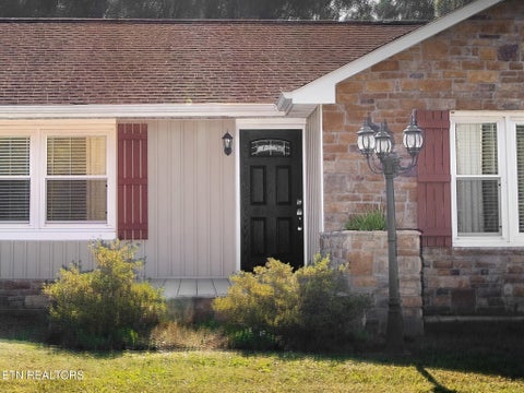 Tiny photo for 121 Shady Rd, Oliver Springs, TN 37840 (MLS # 1357468)
