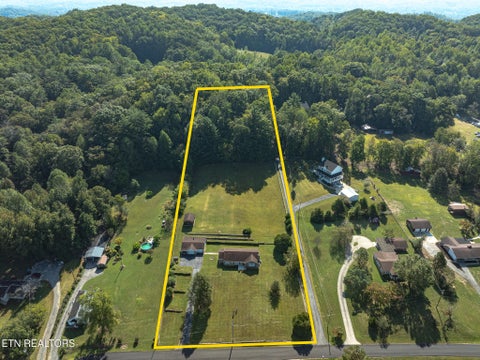 Tiny photo for 121 Shady Rd, Oliver Springs, TN 37840 (MLS # 1357468)