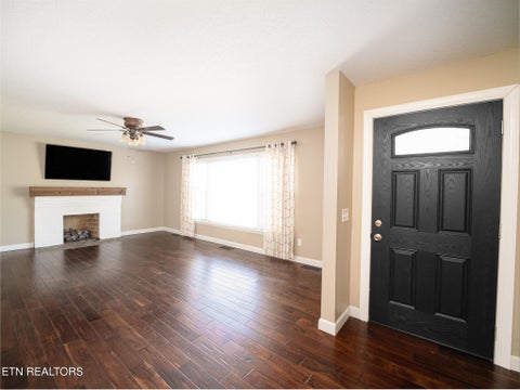 Tiny photo for 121 Shady Rd, Oliver Springs, TN 37840 (MLS # 1357468)