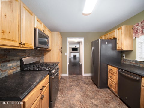 Tiny photo for 121 Shady Rd, Oliver Springs, TN 37840 (MLS # 1357468)
