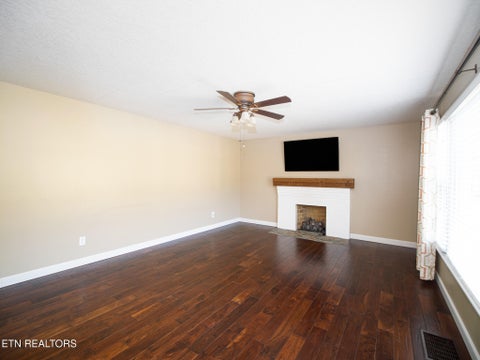 Tiny photo for 121 Shady Rd, Oliver Springs, TN 37840 (MLS # 1357468)