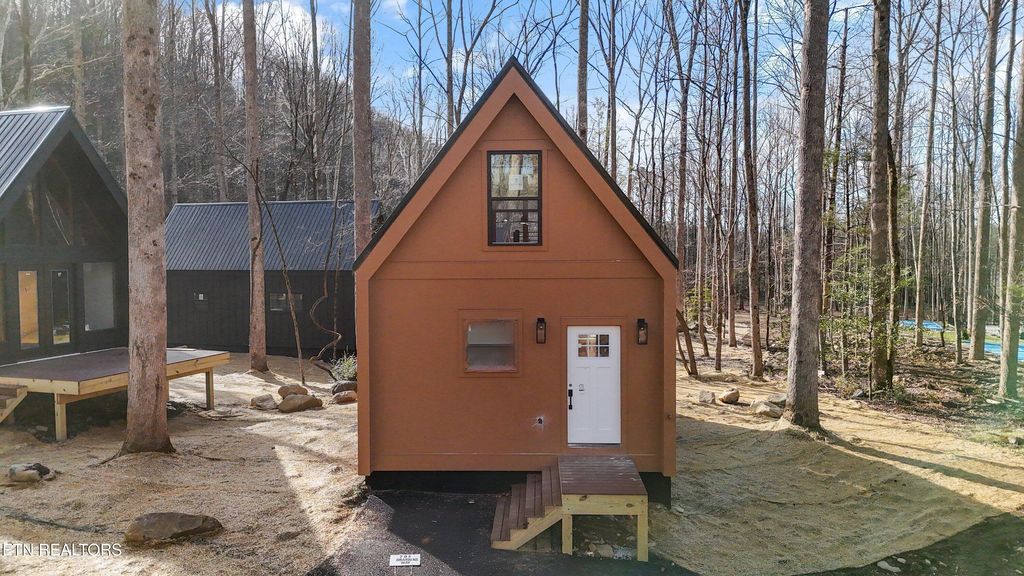 Photo of 204 Braydens Way, Gatlinburg, TN 37738 (MLS # 1319127)