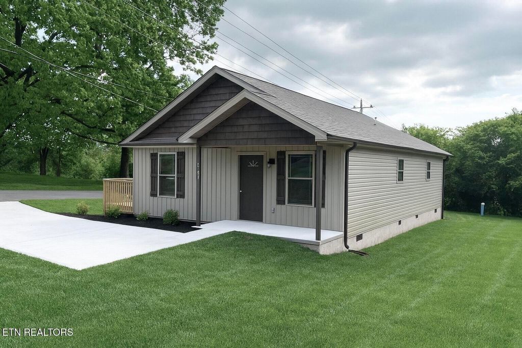 Photo of 925 Loy St, Clinton, TN 37716 (MLS # 1319492)