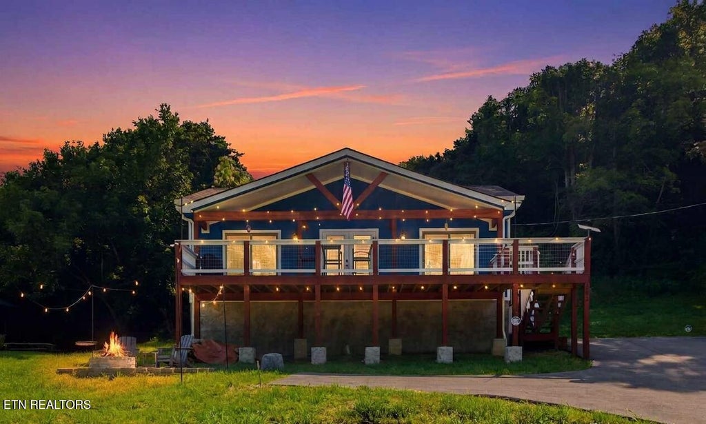 Photo of 3622 Pittman Center Rd, Sevierville, TN 37876 (MLS # 1345625)