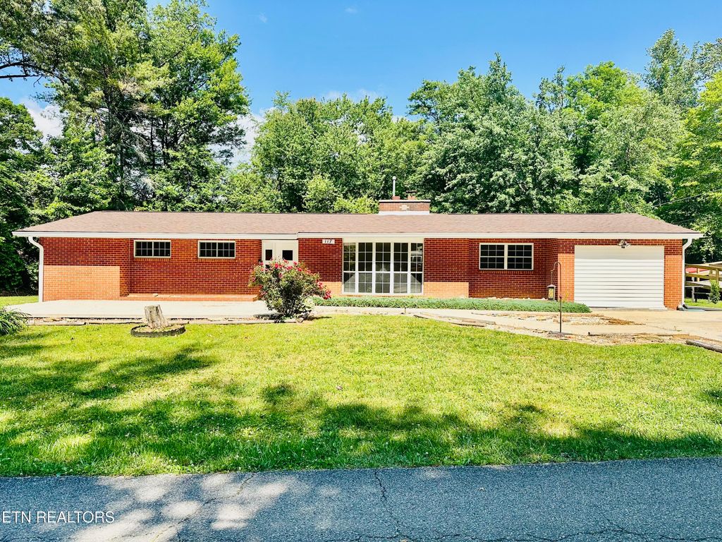 Photo of 117 Coon Hunters Rd, Wartburg, TN 37887 (MLS # 1340763)