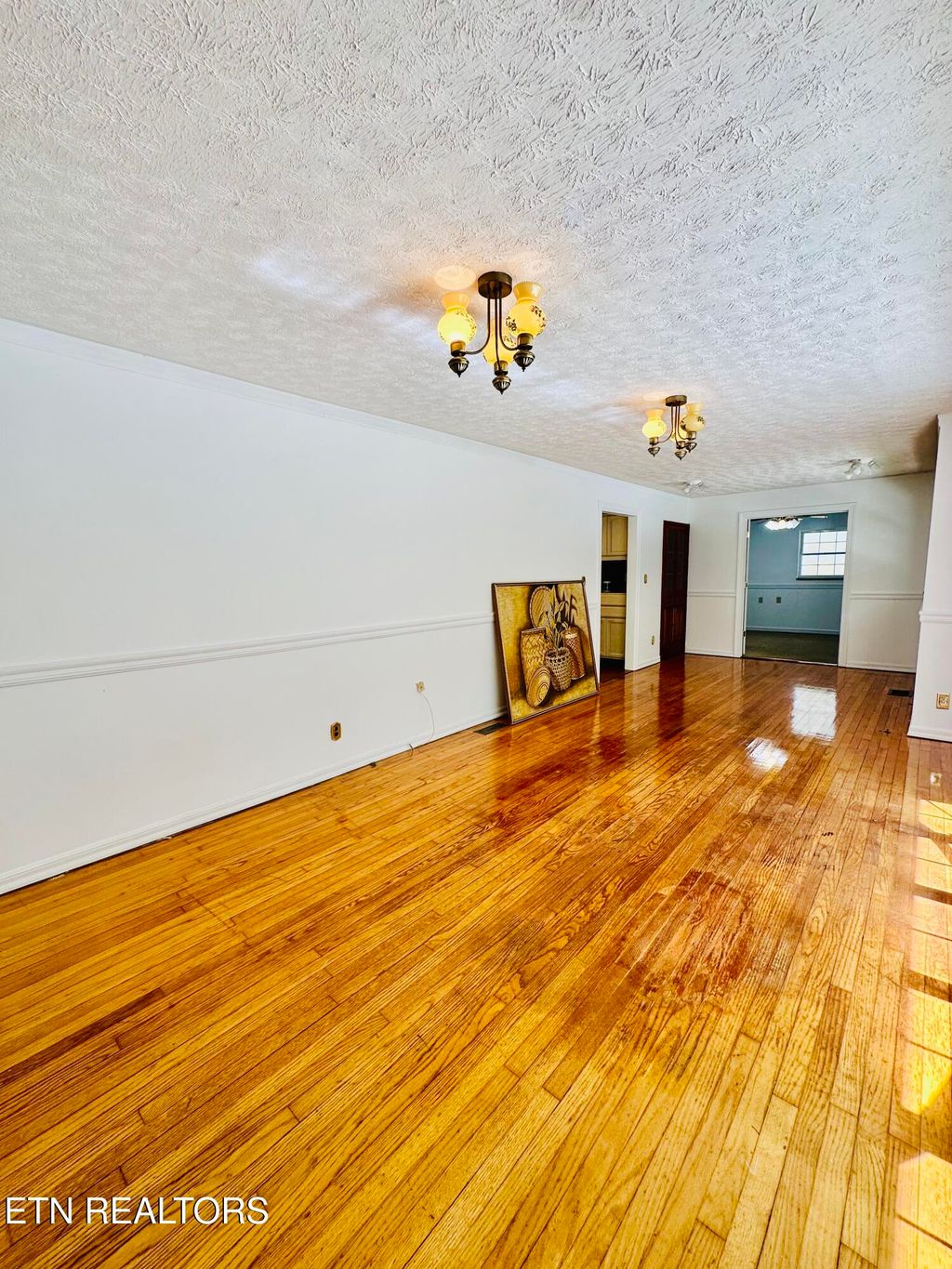 Photo of 117 Coon Hunters Rd, Wartburg, TN 37887 (MLS # 1340763)