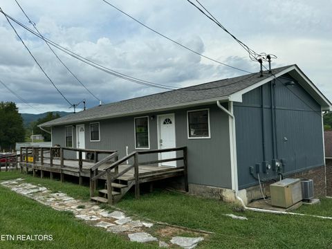 Photo of 183 Westmoreland St #3, Harrogate, TN 37752 (MLS # 1324164)