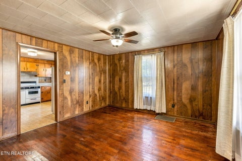 Tiny photo for 130 Walnut Lane, Rutledge, TN 37861 (MLS # 1360376)