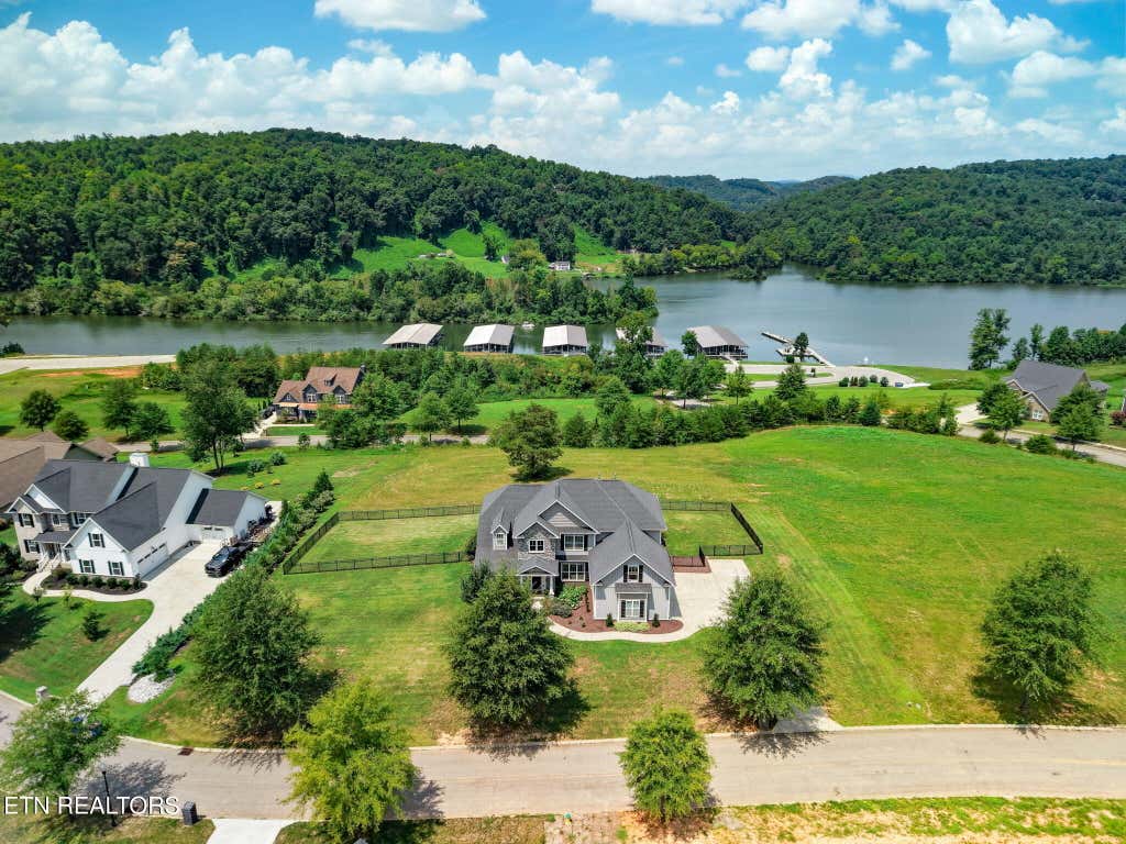 Photo of 102 Pineberry West Rd, Oak Ridge, TN 37830 (MLS # 1351782)