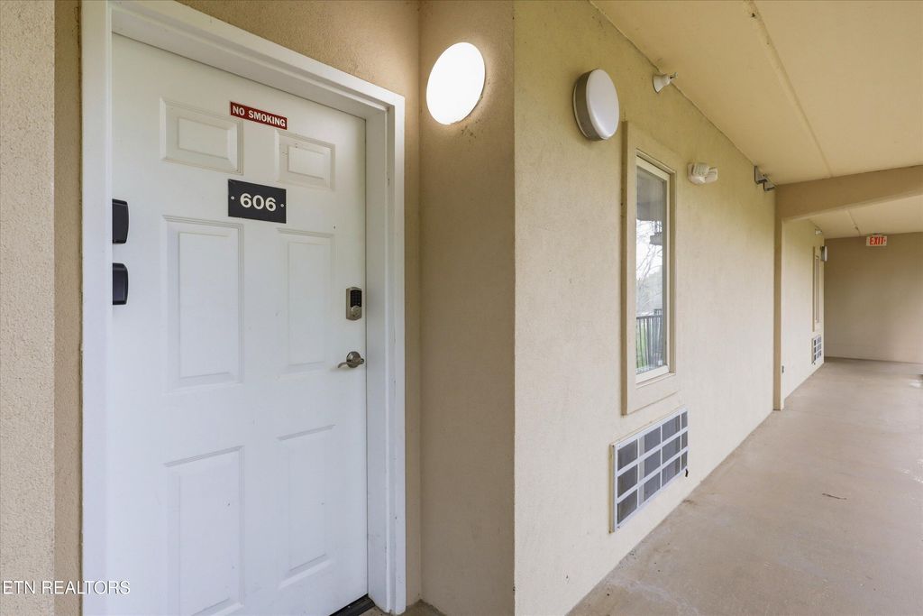 Photo of 413 Baskins Creek Rd #APT 606, Gatlinburg, TN 37738 (MLS # 1336868)