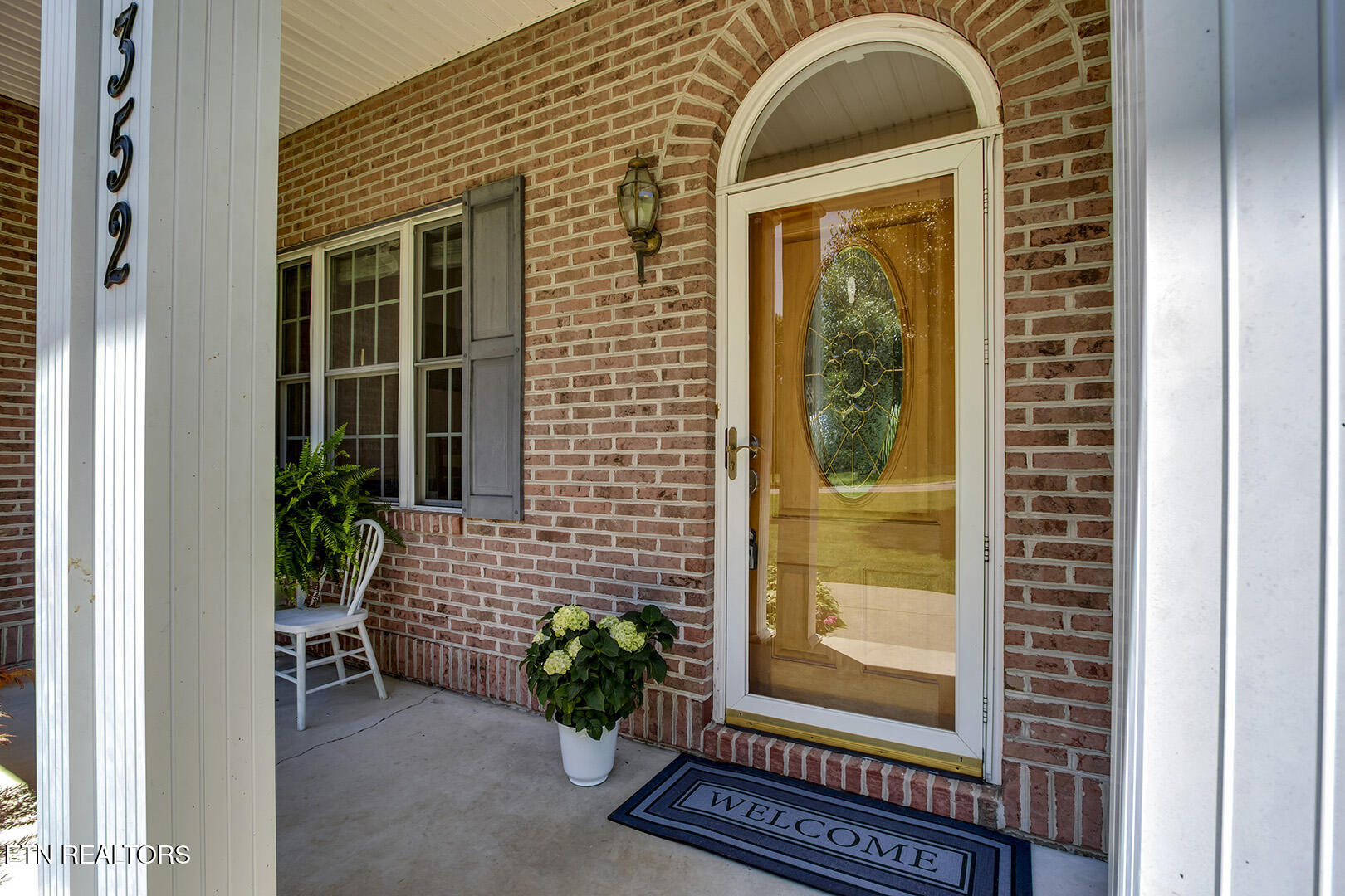 352 Short Bark Lane