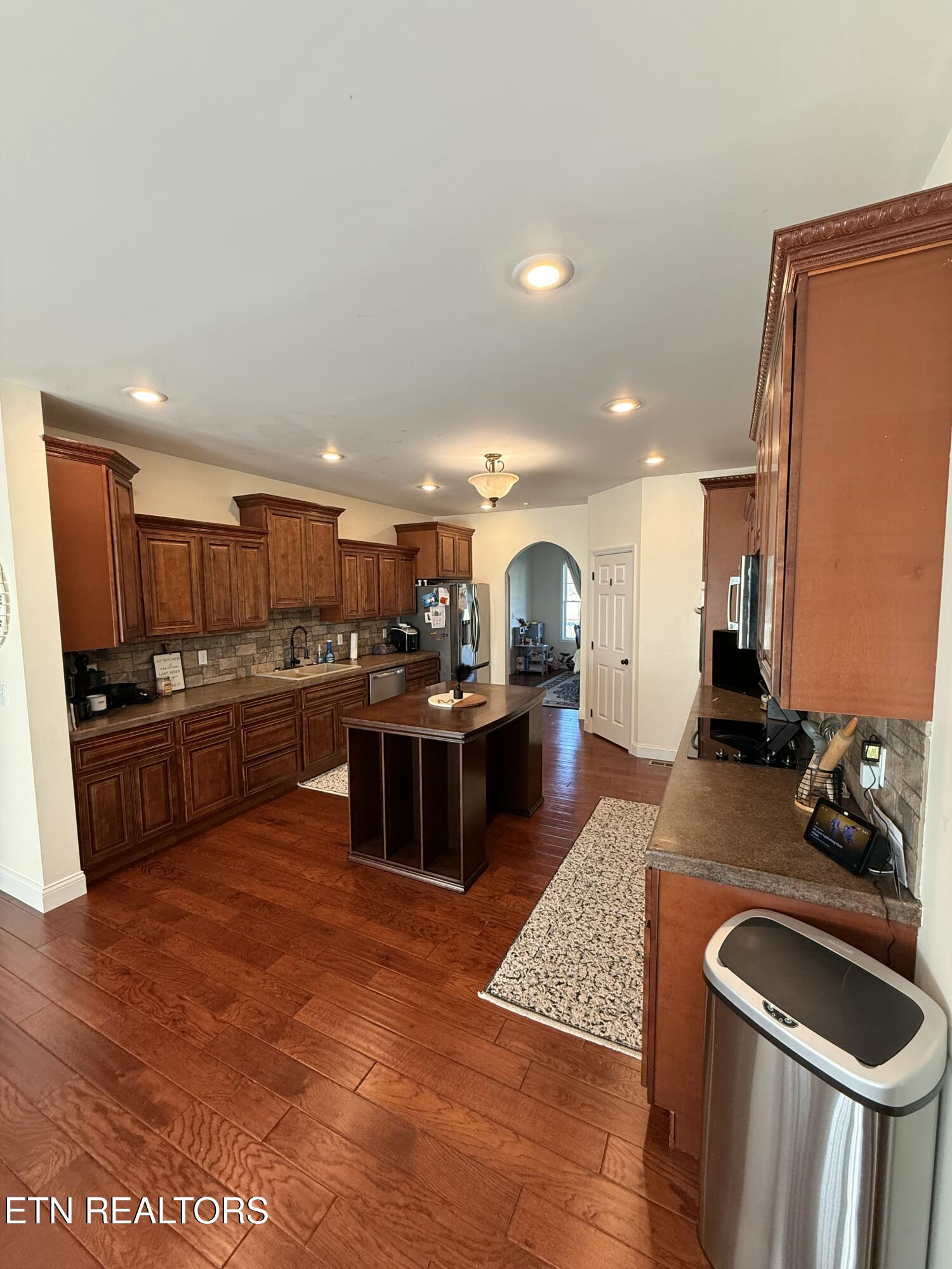 104 Dove Lane