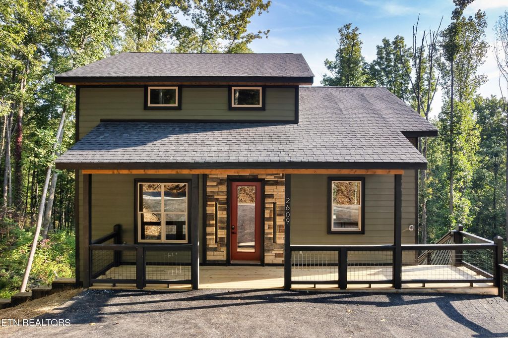 Photo of 2609 Whipoorwill Hill Way, Sevierville, TN 37862 (MLS # 1315796)