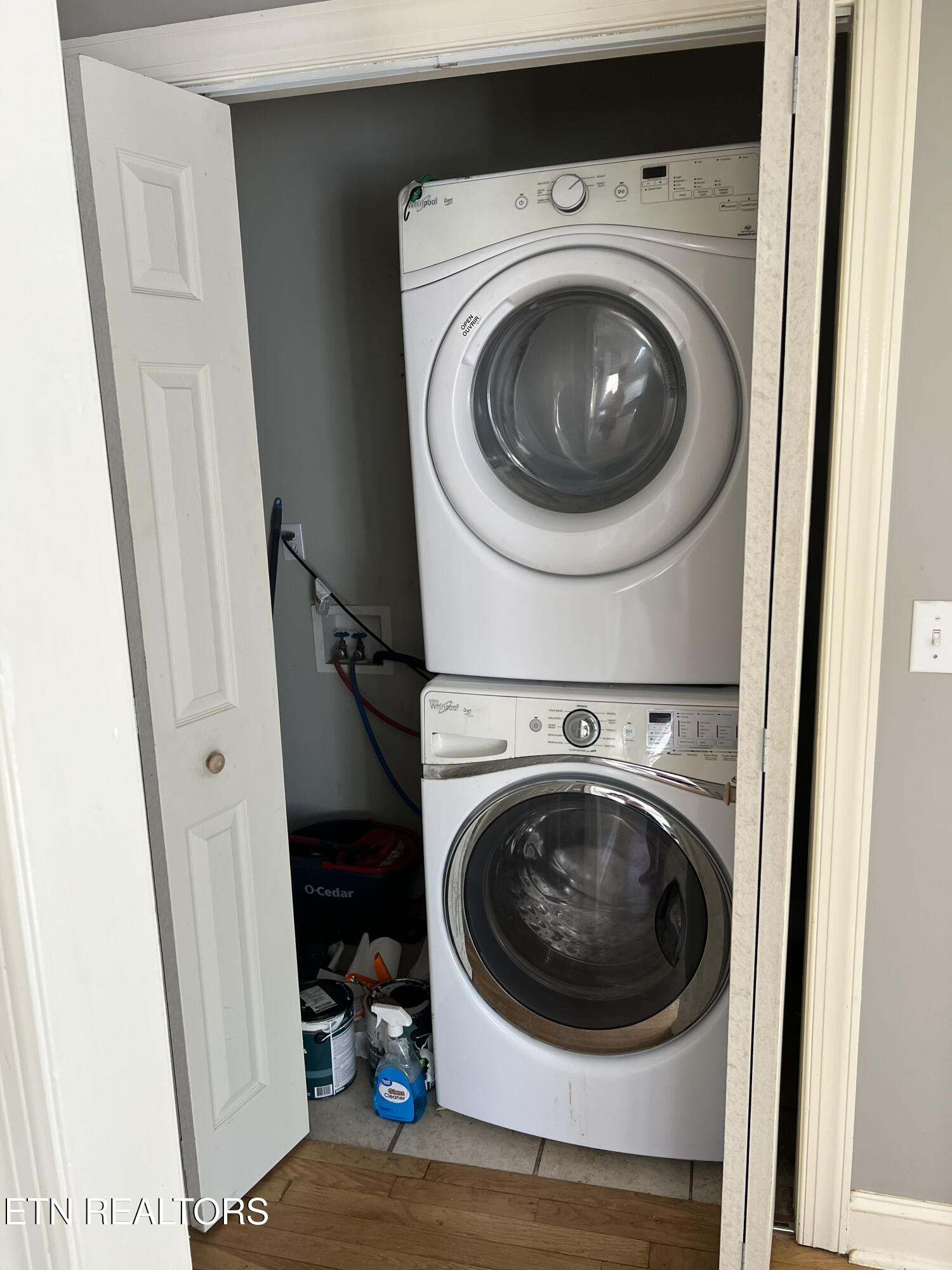 Chattanooga, Tennessee 37405, United States, 3 Bedrooms Bedrooms, ,2 BathroomsBathrooms,Residential,Active,219829