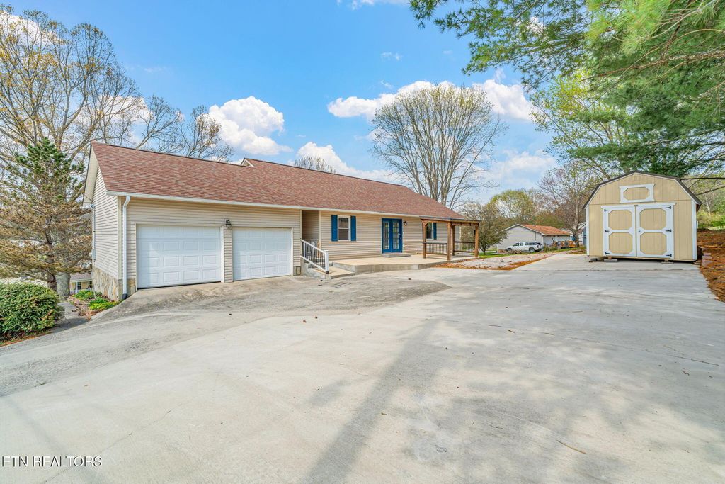 Photo of 124 Abby Lane, Jacksboro, TN 37757 (MLS # 1335002)