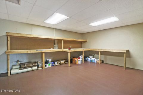 Tiny photo for 105 W Melbourne Rd, Oak Ridge, TN 37830 (MLS # 1319206)