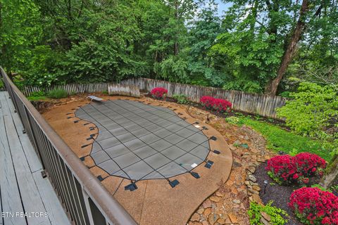 Tiny photo for 105 W Melbourne Rd, Oak Ridge, TN 37830 (MLS # 1319206)
