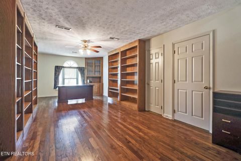 Tiny photo for 105 W Melbourne Rd, Oak Ridge, TN 37830 (MLS # 1319206)
