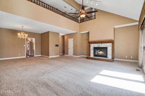 Tiny photo for 105 W Melbourne Rd, Oak Ridge, TN 37830 (MLS # 1319206)