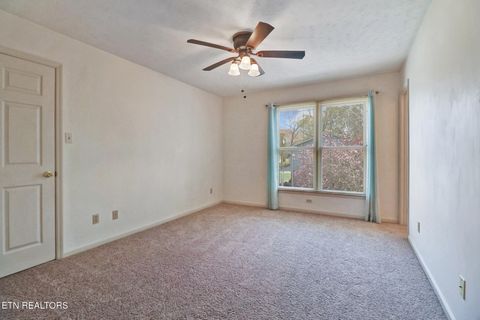 Tiny photo for 105 W Melbourne Rd, Oak Ridge, TN 37830 (MLS # 1319206)