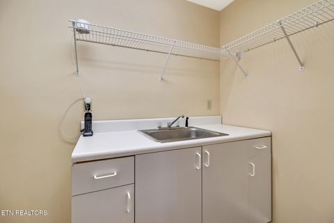 Tiny photo for 105 W Melbourne Rd, Oak Ridge, TN 37830 (MLS # 1319206)