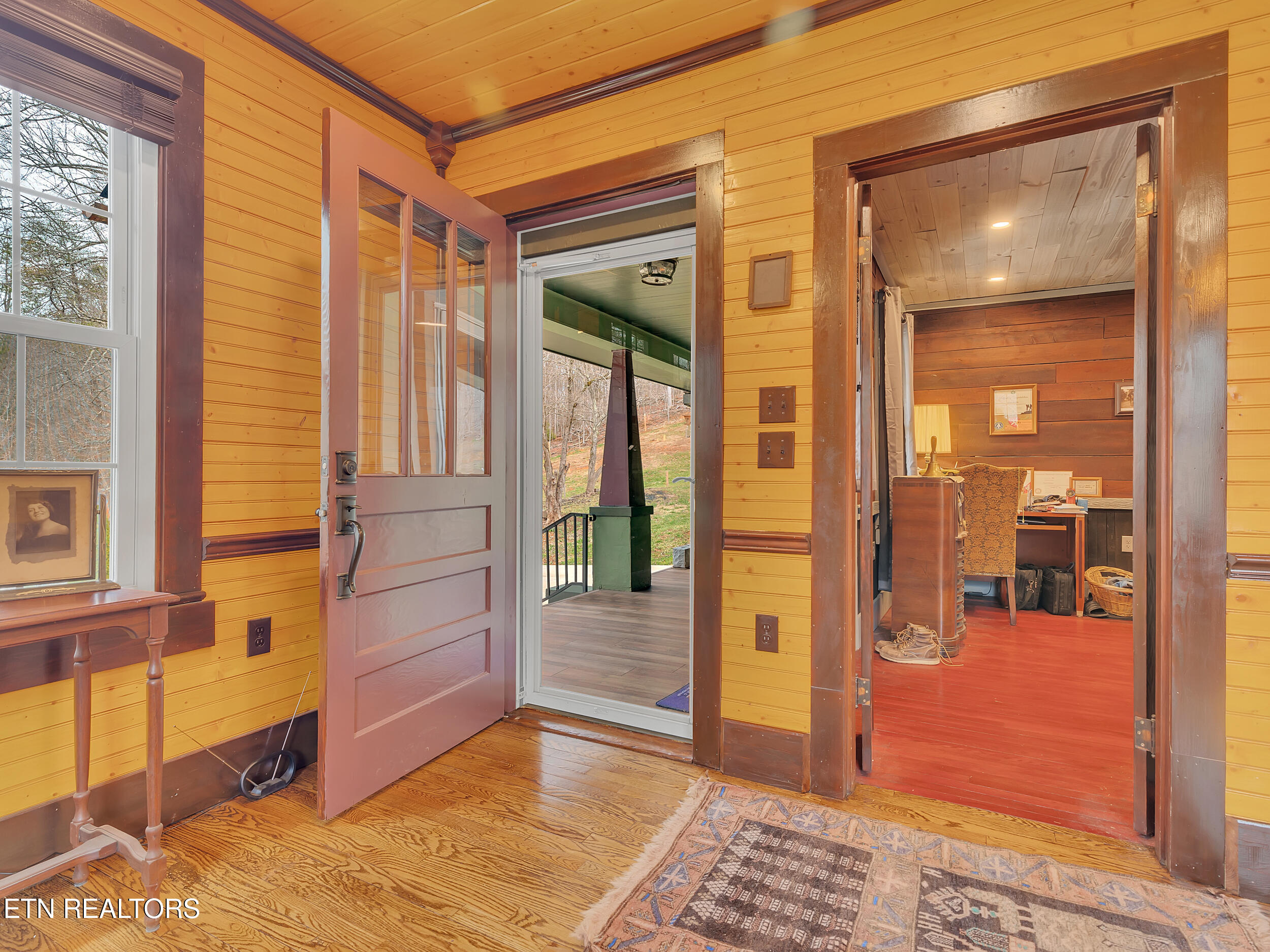 1266 S Knob Creek Rd