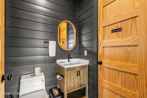 Tiny photo for 855 Deer Path LN Ln, Gatlinburg, TN 37738 (MLS # 1319166)