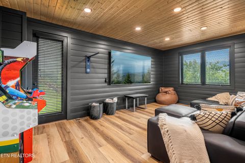 Tiny photo for 855 Deer Path LN Ln, Gatlinburg, TN 37738 (MLS # 1319166)