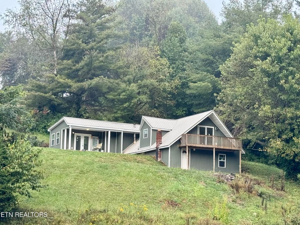 Photo of 4747 HIGHWAY 25 E, Tazewell, TN 37879 (MLS # 1277358)