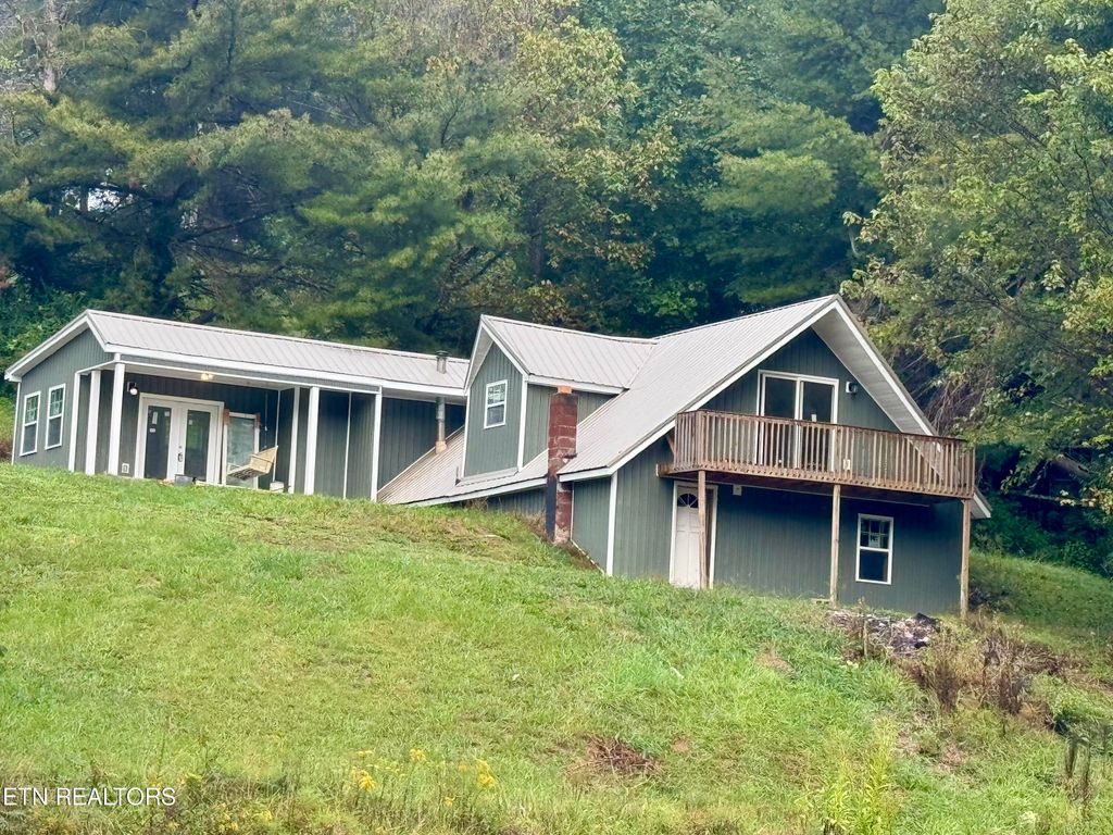 Photo of 4747 HIGHWAY 25 E, Tazewell, TN 37879 (MLS # 1277358)