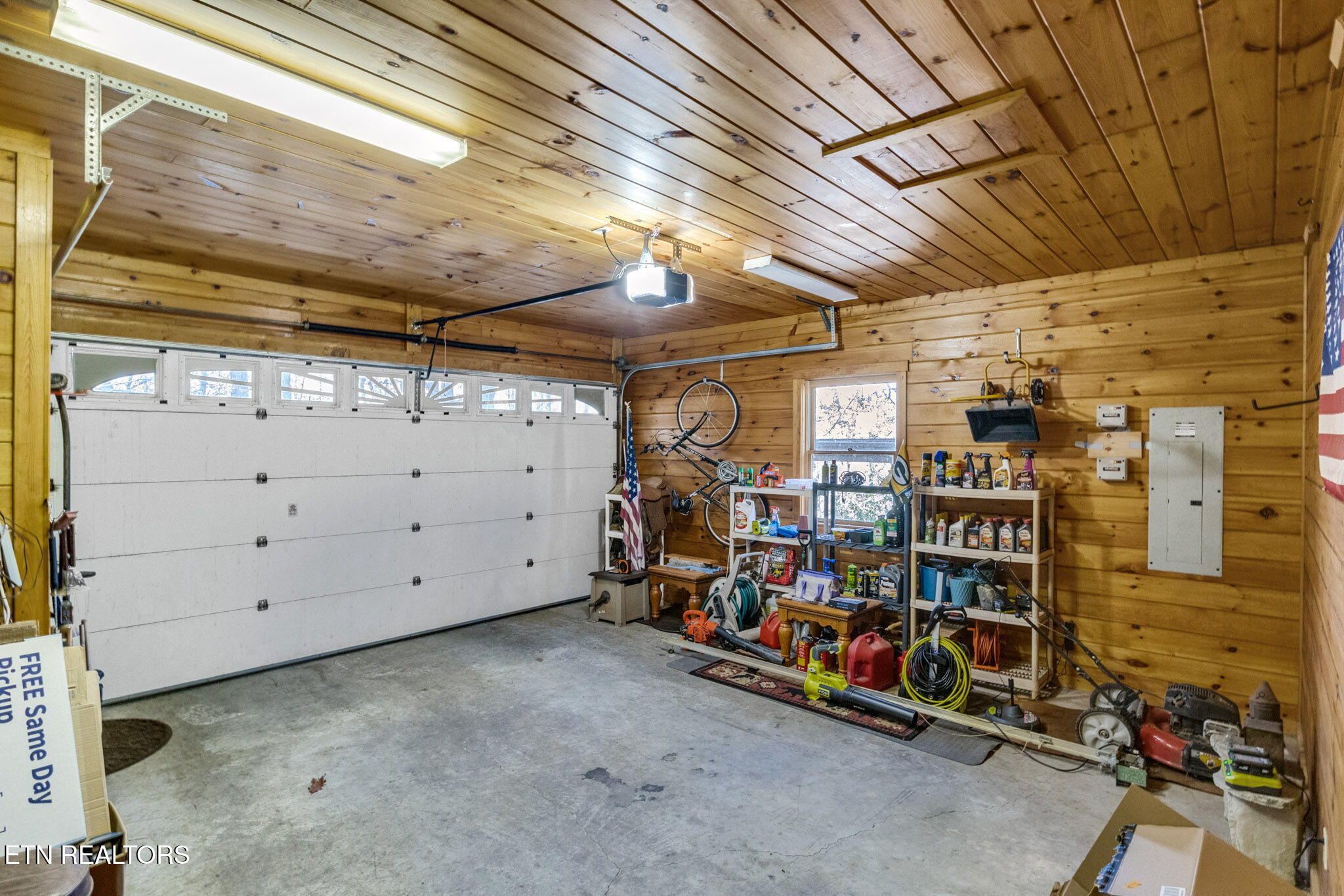 1730 Ridge Court
