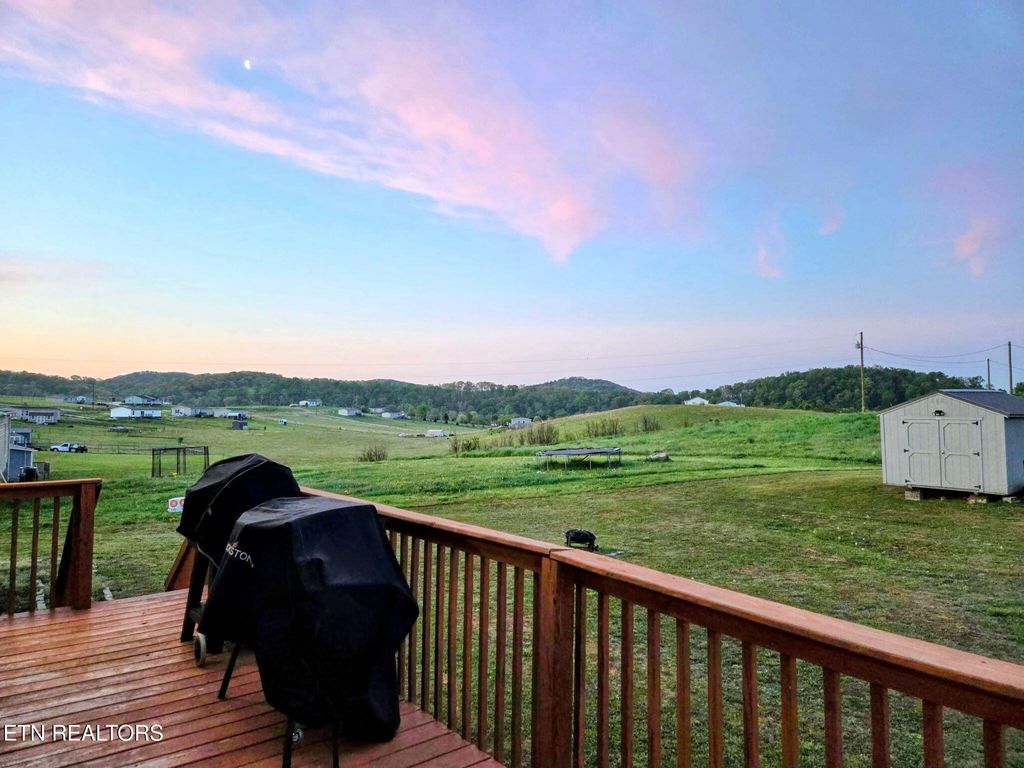 Photo of 1450 Howell River Rd, Rutledge, TN 37861 (MLS # 1333853)