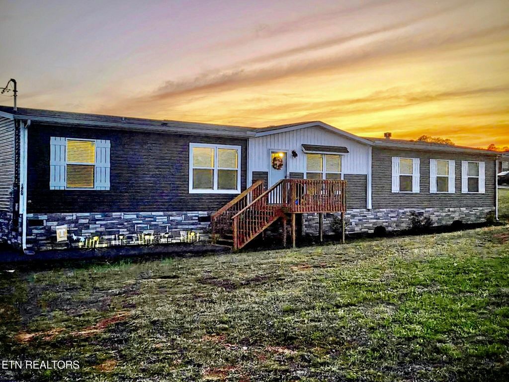 Photo of 1450 Howell River Rd, Rutledge, TN 37861 (MLS # 1333853)