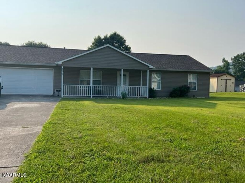 Photo of 116 Pleasant View Drive, Oliver Springs, TN 37840 (MLS # 1233568)