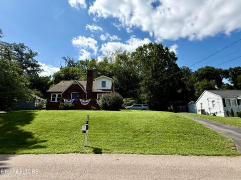 Tiny photo for 1717 Lenland Ave, Knoxville, TN 37920 (MLS # 1350118)