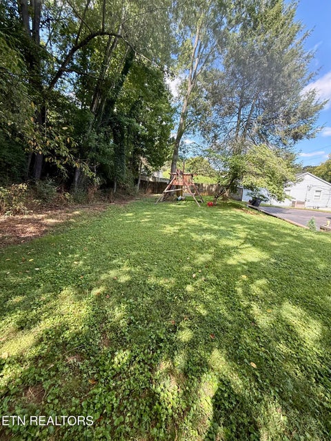 Tiny photo for 1717 Lenland Ave, Knoxville, TN 37920 (MLS # 1350118)