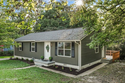 Tiny photo for 116 E Arrowwood Rd, Oak Ridge, TN 37830 (MLS # 1354831)