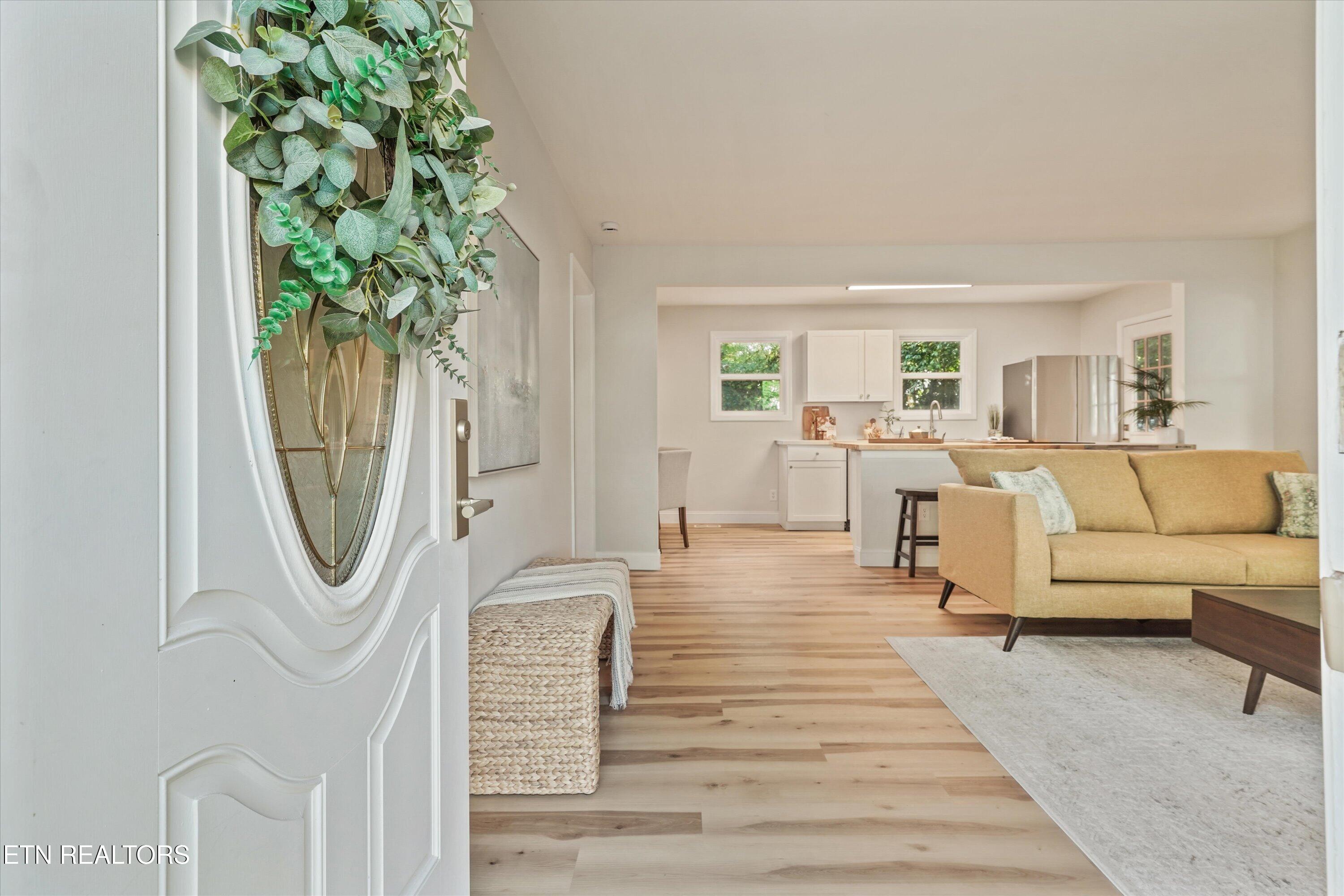 116 E Arrowwood Rd
