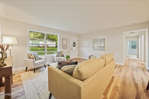 Tiny photo for 116 E Arrowwood Rd, Oak Ridge, TN 37830 (MLS # 1354831)