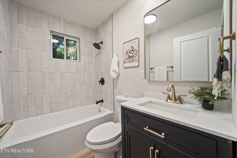 Tiny photo for 116 E Arrowwood Rd, Oak Ridge, TN 37830 (MLS # 1354831)