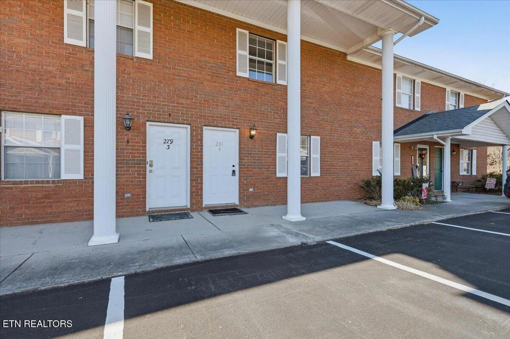 Photo of 281 Main St, Maynardville, TN 37807 (MLS # 1327171)