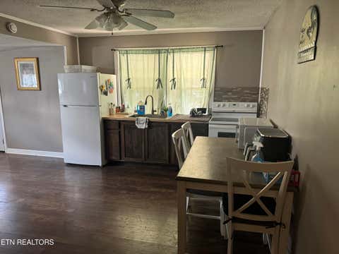Tiny photo for 902 Rosedale Ave, Loudon, TN 37774 (MLS # 1349976)