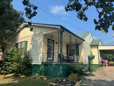 Tiny photo for 902 Rosedale Ave, Loudon, TN 37774 (MLS # 1349976)
