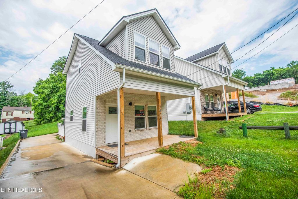 Photo of 3405 Gap Rd, Knoxville, TN 37921 (MLS # 1307764)