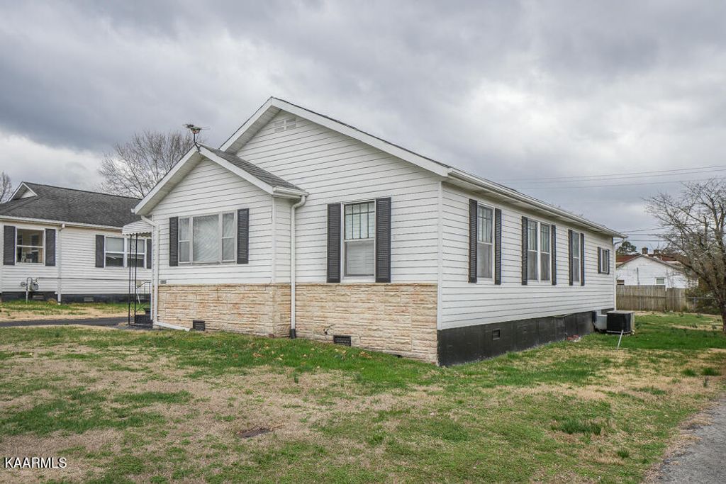 Photo of 1543 Boyle St, Alcoa, TN 37701 (MLS # 1219229)