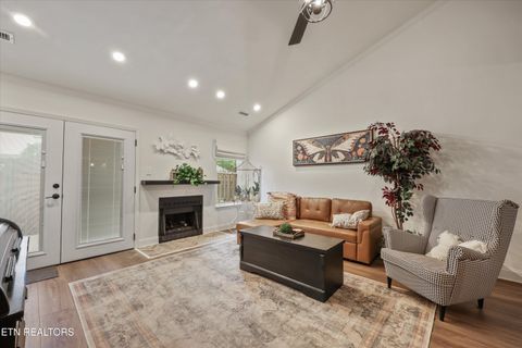 Tiny photo for 665 Farragut Commons Drive, Knoxville, TN 37934 (MLS # 1341657)