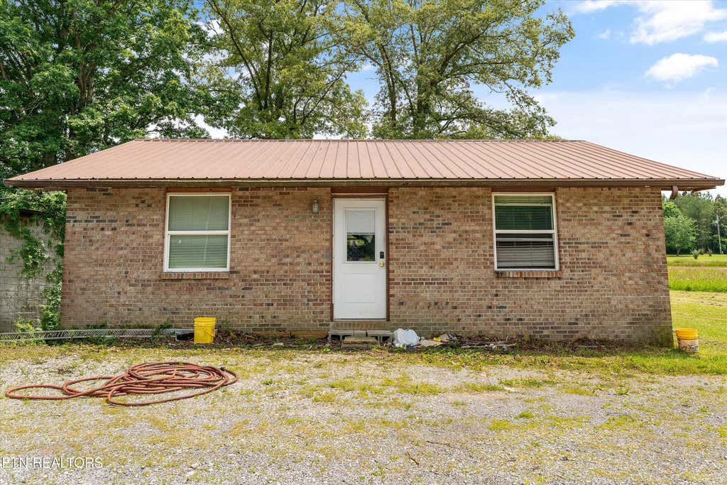 Photo of 9476 Morgan County Hwy, Sunbright, TN 37872 (MLS # 1319988)