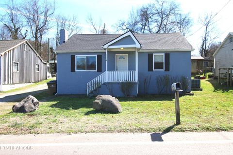 Photo of 2108 Mitchell St, Knoxville, TN 37917 (MLS # 1330090)