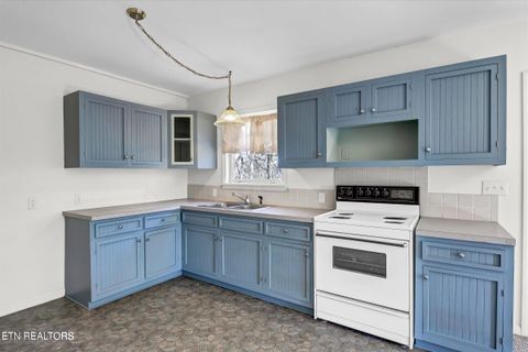 Tiny photo for 422 Crosby Drive, Bean Station, TN 37708 (MLS # 1331759)